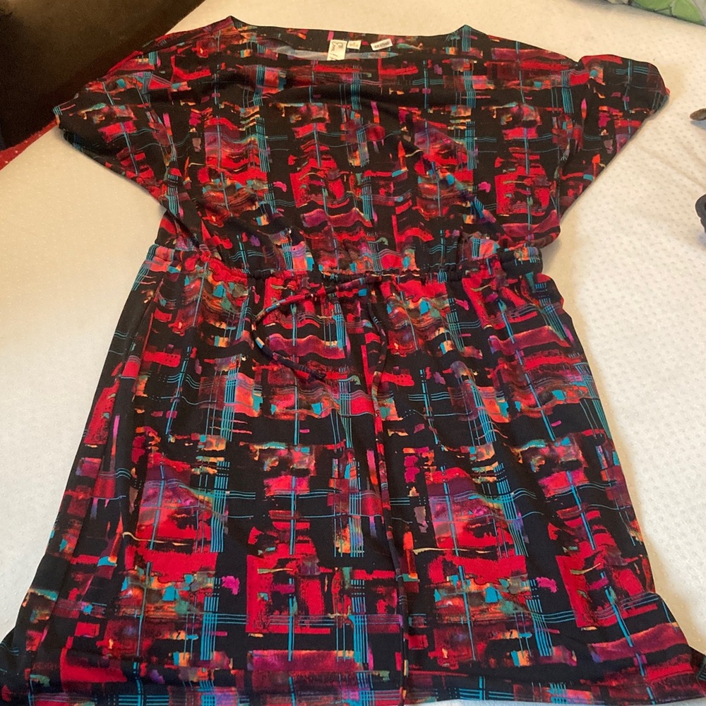 Emma & Michele Black and Red Abstract Midi Dress